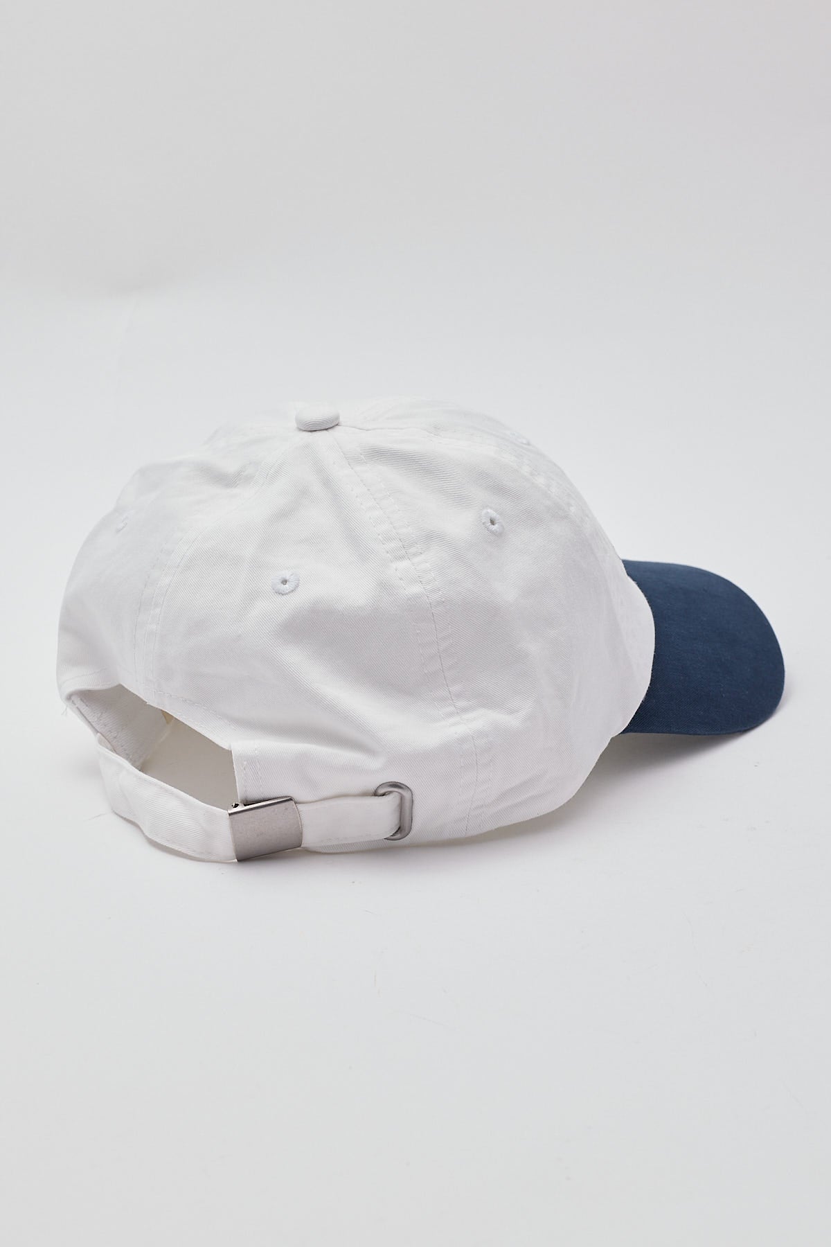 Common Need Estate Dad Cap White/Navy