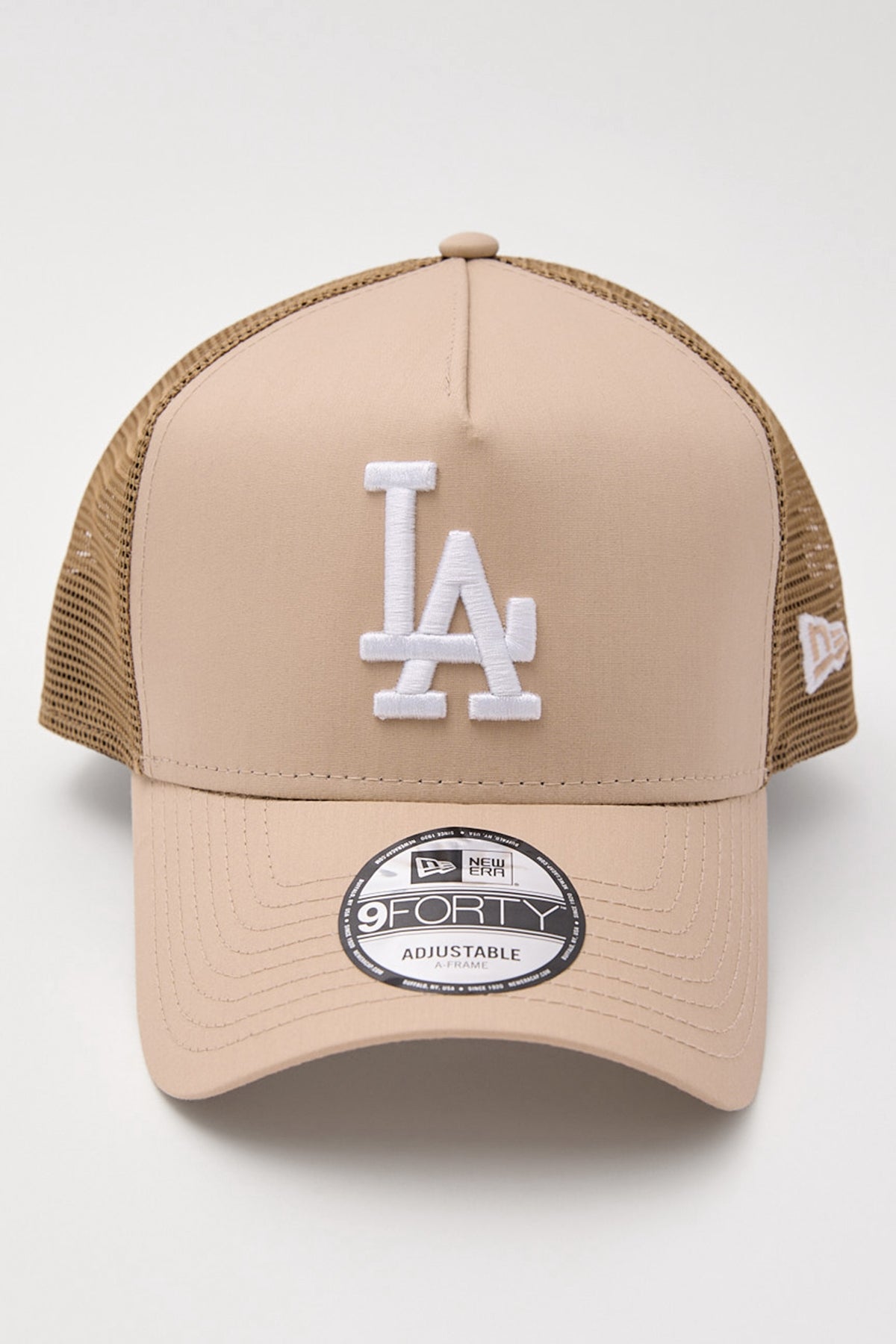 New Era 9Forty A-Frame Trucker Los Angeles Dodgers Light Beige