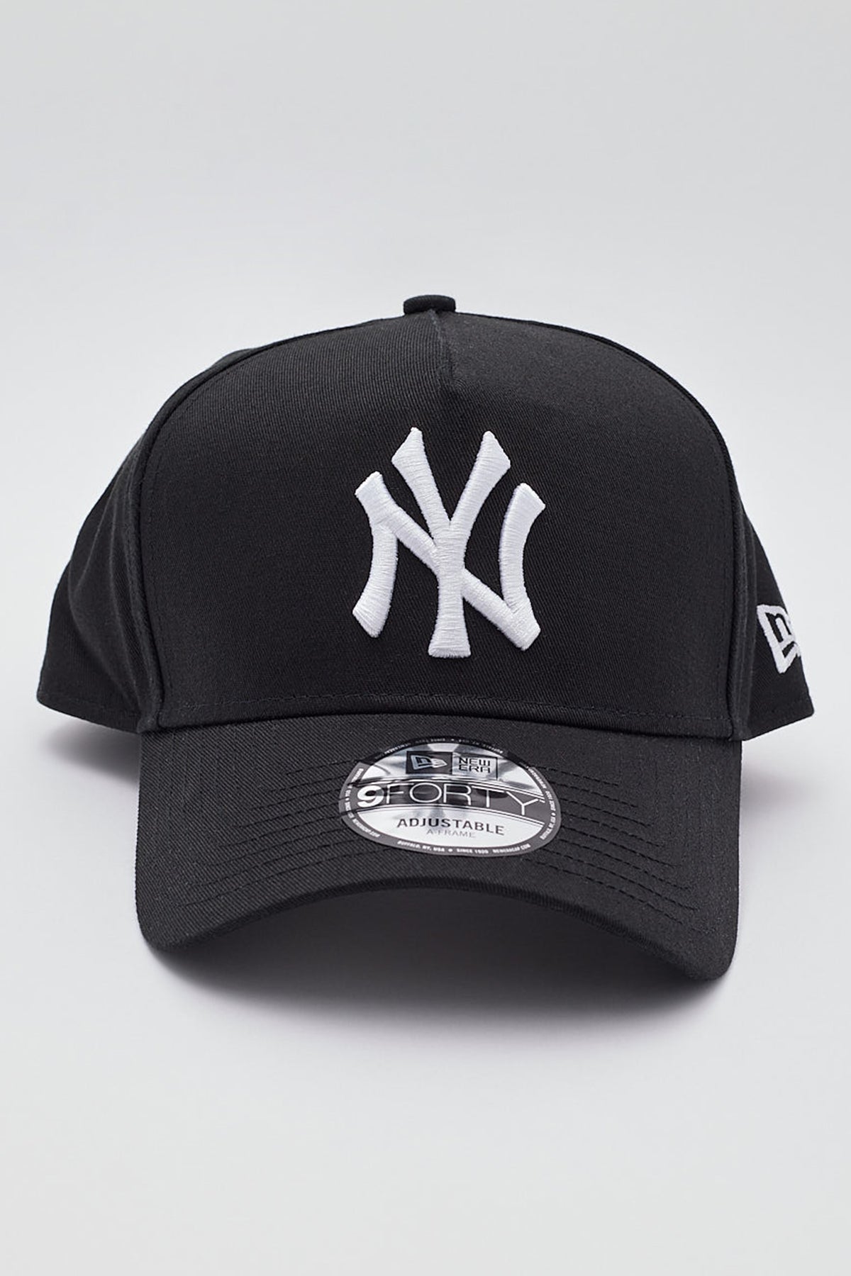 New Era 940 A-Frame New York Yankees Cap Black/White Embroidery