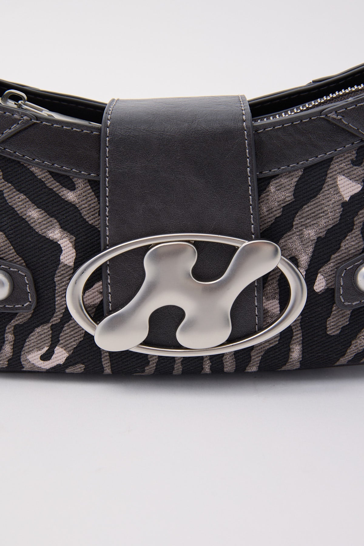 Neovision Remix Contrast Bag Animal Print