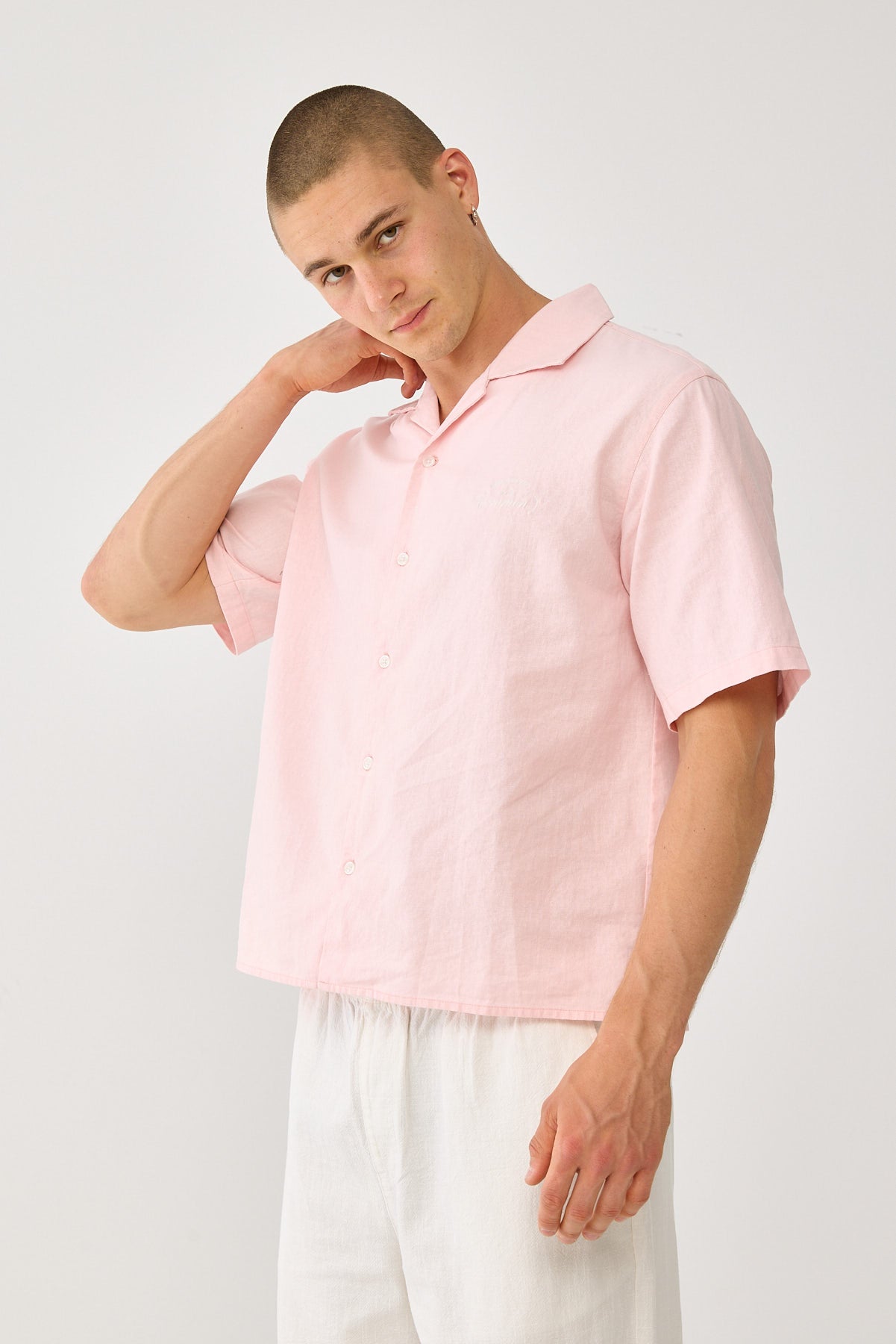 Common Need Exclusive Linen Boxy Resort Shirt Pastel Pink