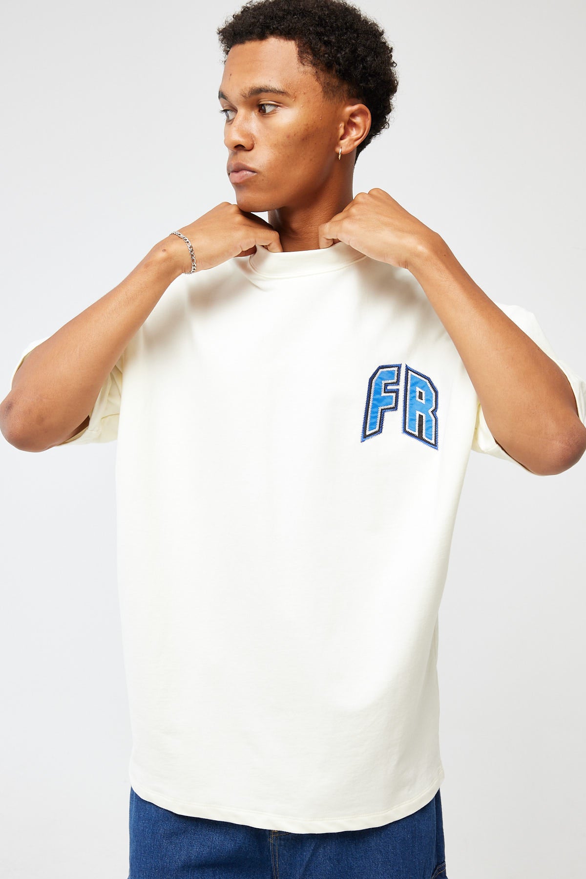 Front Runner Classic Tee Sapphire Cream