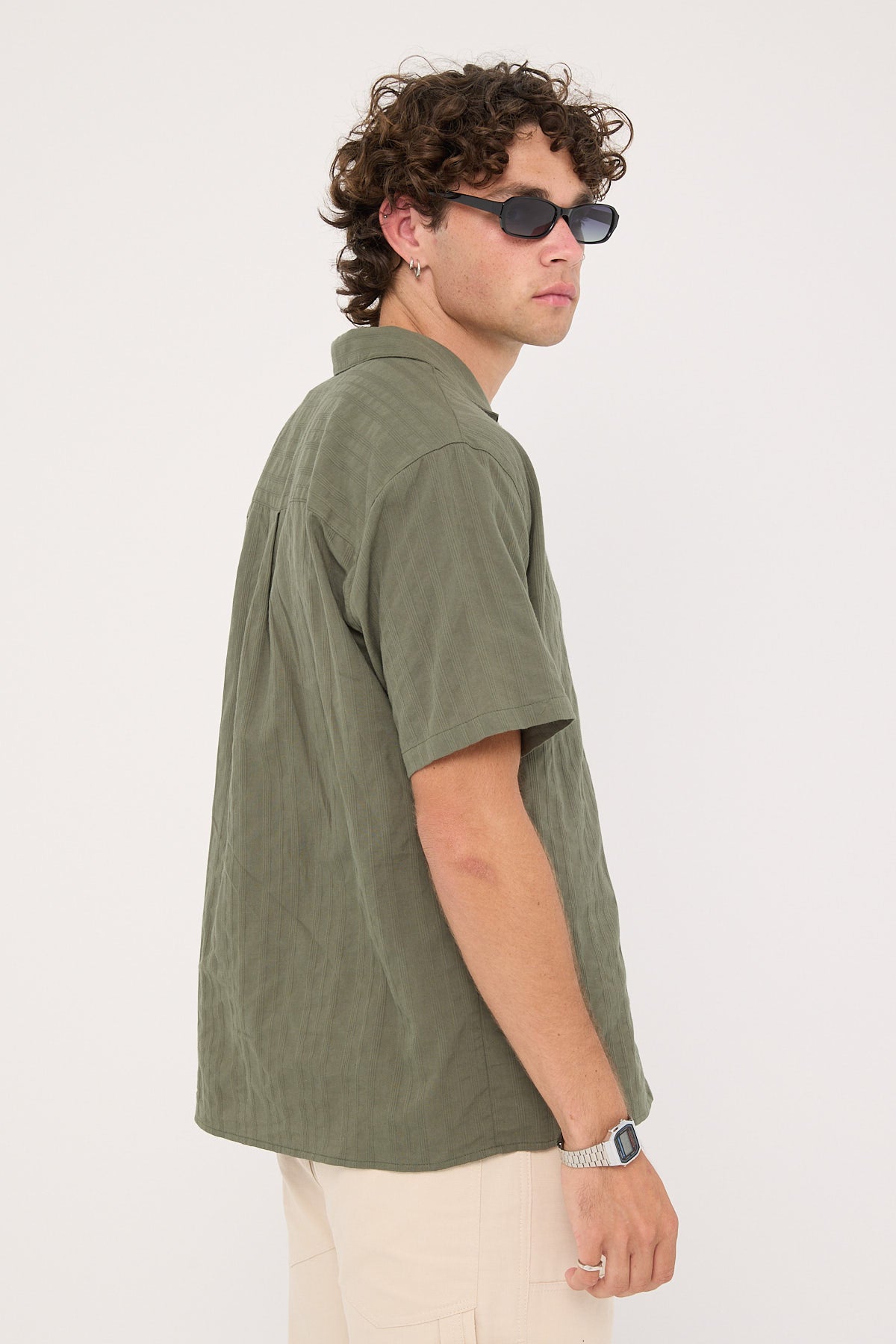 Common Need Croatia Resort Shirt Olive Green