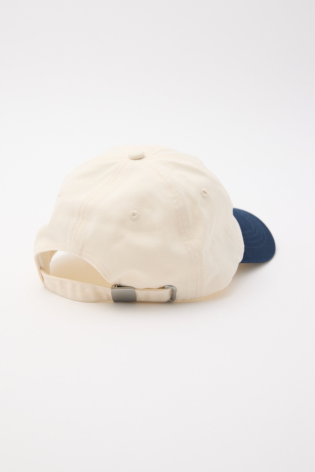 Common Need Racket Dad Cap Off White/Navy