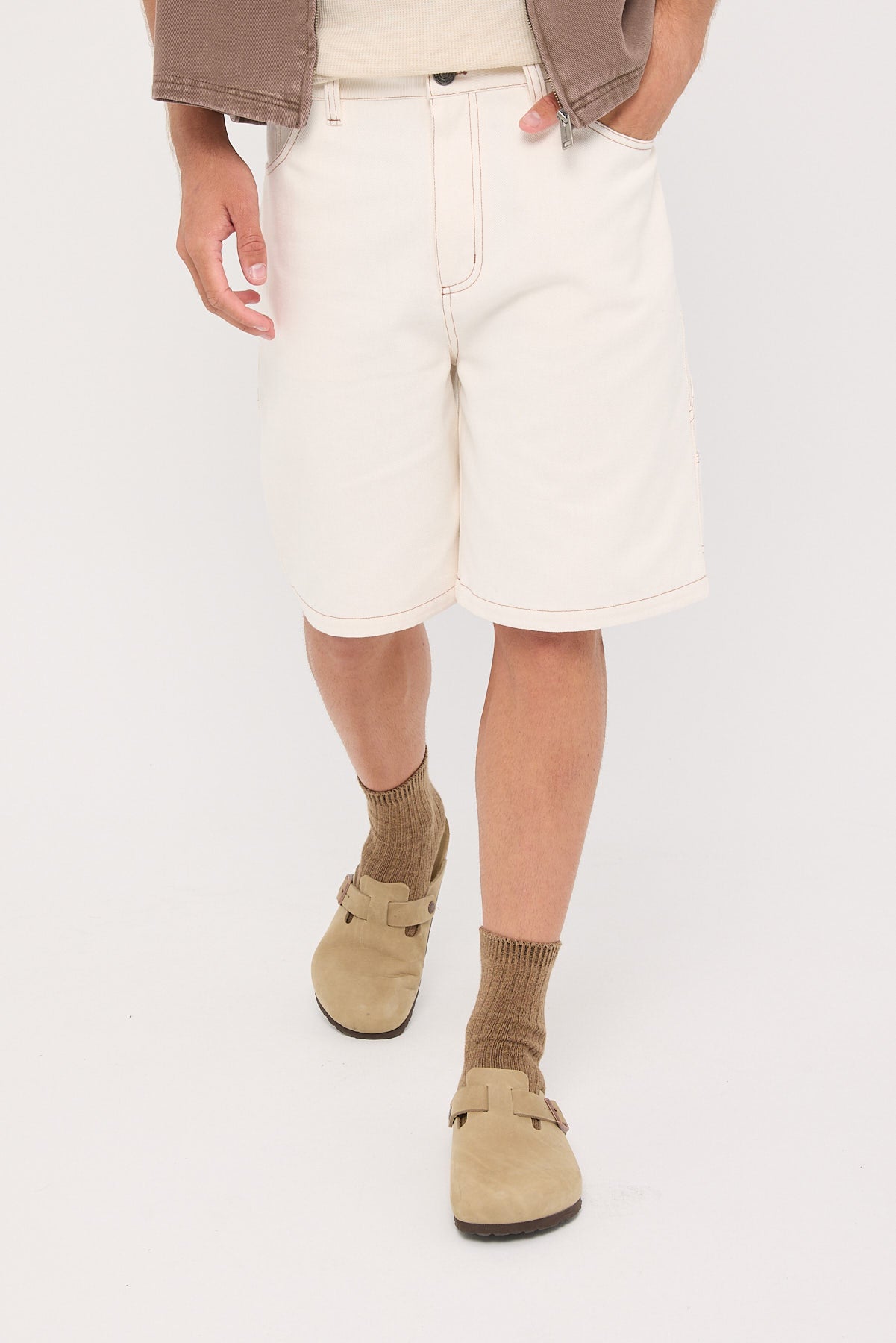 Common Need Thiago Carpenter Short White/Tobacco