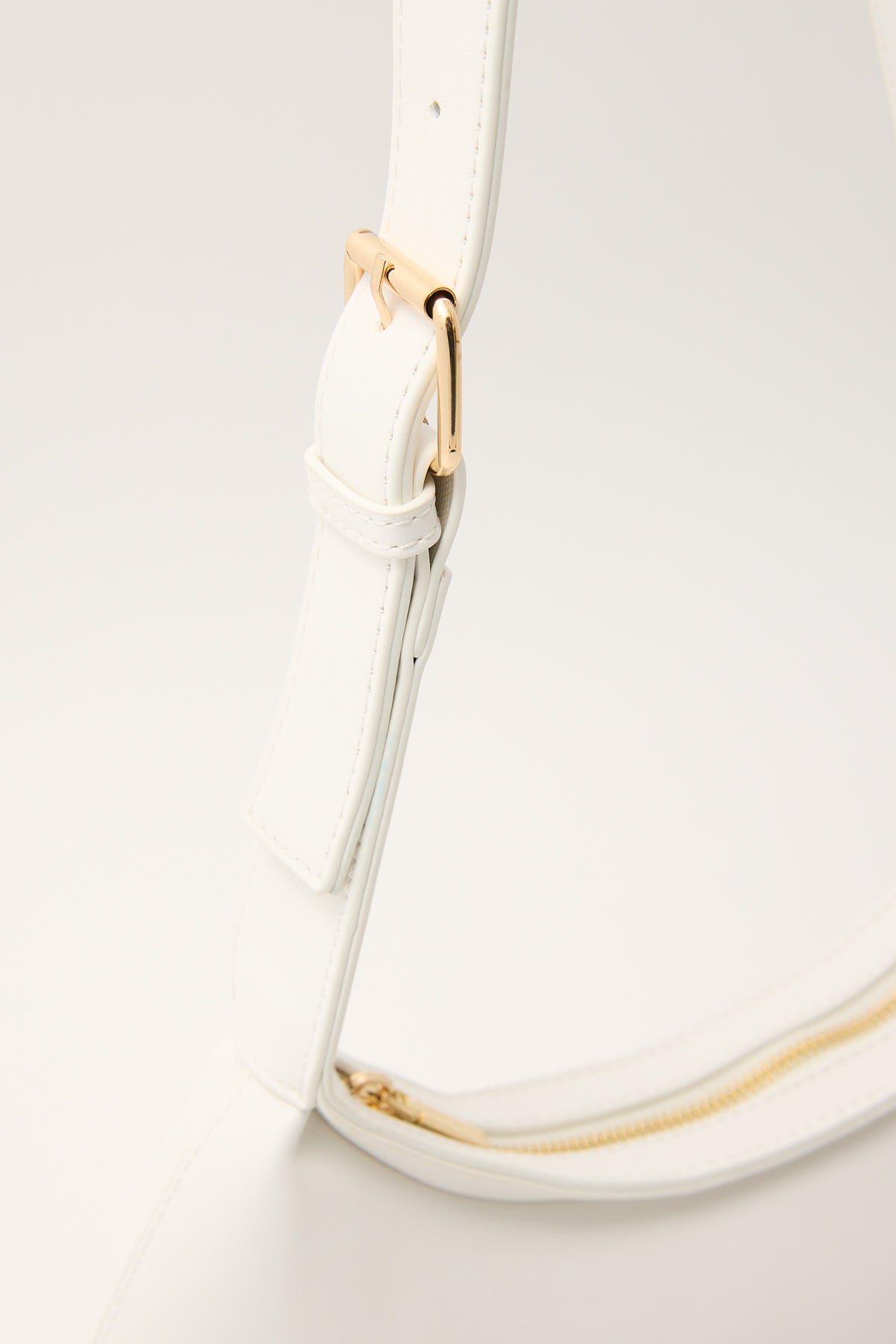 Perfect Stranger Valentina Handbag White